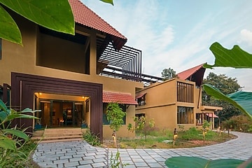 VANNRAJ RESORT AND SPA